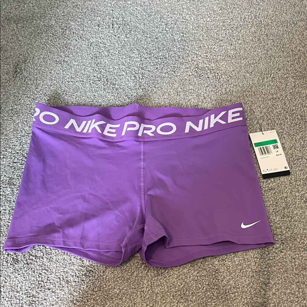 Nike Pro Lavender Mid Rise Training Shorts Medium Support 3” Length New With Tag